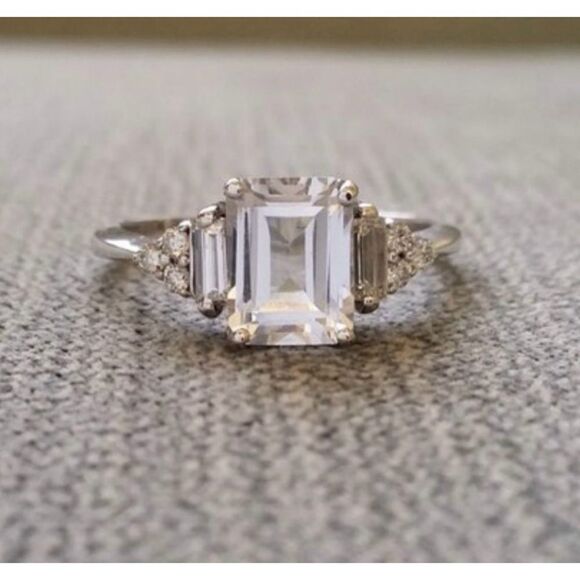 ❤️ NEW antique style emerald cut CZ ring ❤️ - Picture 1 of 4
